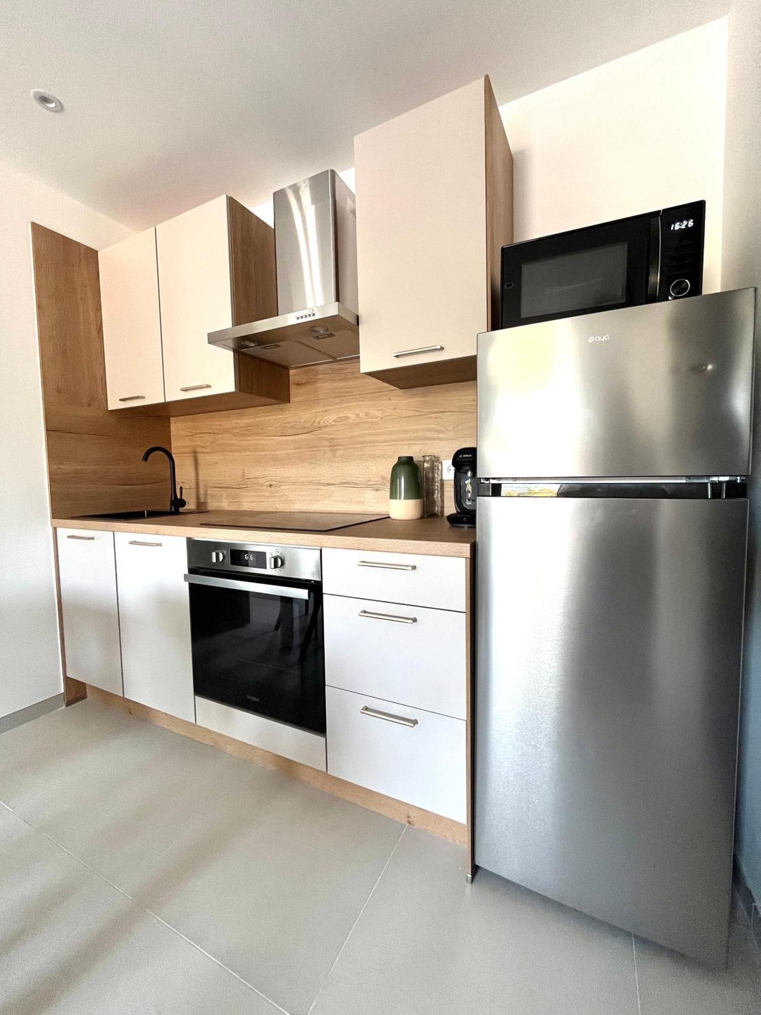 Agosta Porticcio - Plage A 200M - T2 Neuf Entre Mer & Maquis - Barbecue- Res Fiore Di Maghja - Parking - Wifi - 4 Pers Les Hameaux de Porticcio Luaran gambar